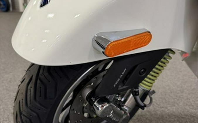2026 Vespa GTS 310 SuperTech
