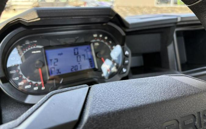 2027 Polaris® General XP 4 1000 Sport