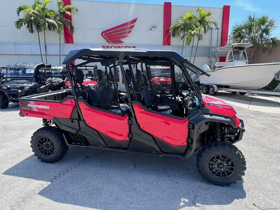 2023 Honda® Pioneer 1000-6 Deluxe Crew