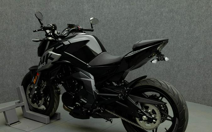 2023 CFMOTO 650NK W/ABS