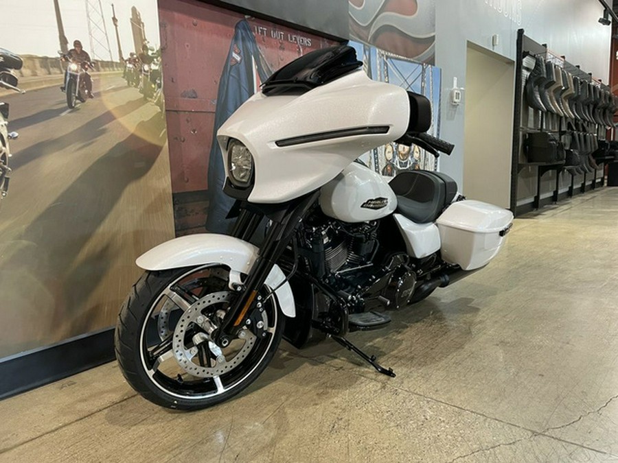 2024 Harley-Davidson FLHX - Street Glide