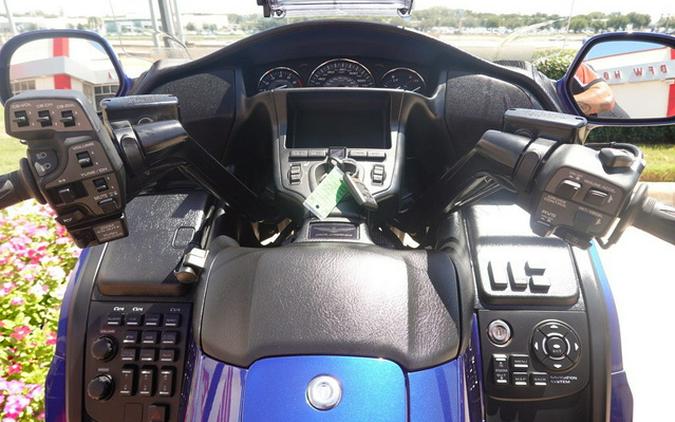 2014 Honda Gold Wing Audio / Comfort / Navi / XM