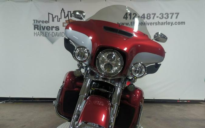 2019 Harley-Davidson® Electra Glide® Ultra Classic® Wicked Red/Barr