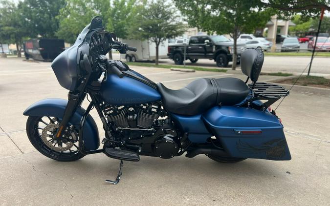 2018 Harley-Davidson® Street Glide® Special Anniversary Legend Blue Denim