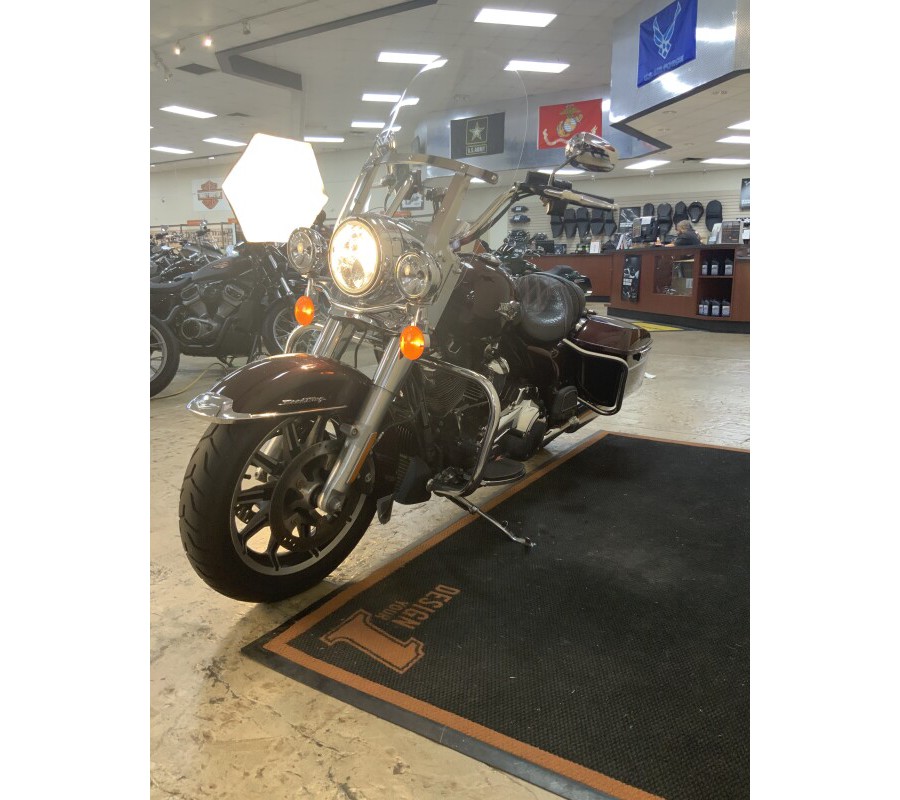 2018 Harley-Davidson Road King Twisted Cherry