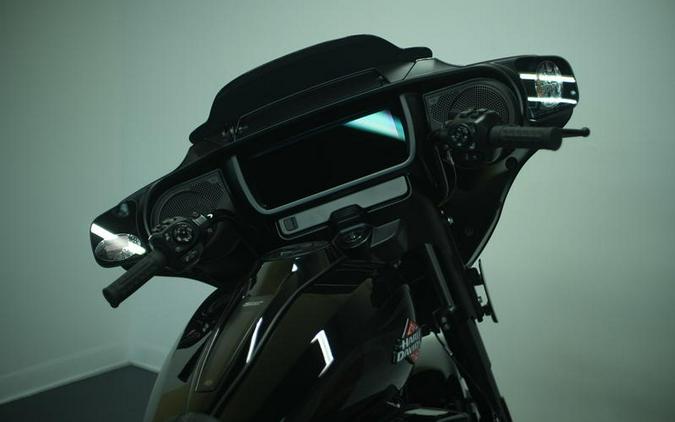 2025 Harley-Davidson® FLHX - Street Glide®