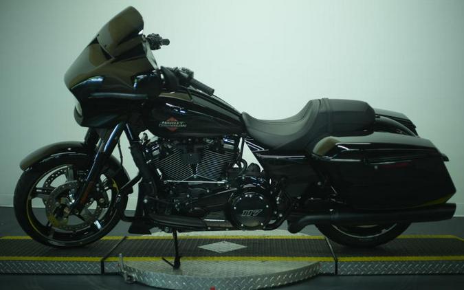 2025 Harley-Davidson® FLHX - Street Glide®