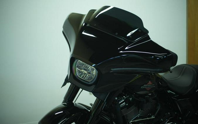 2025 Harley-Davidson® FLHX - Street Glide®