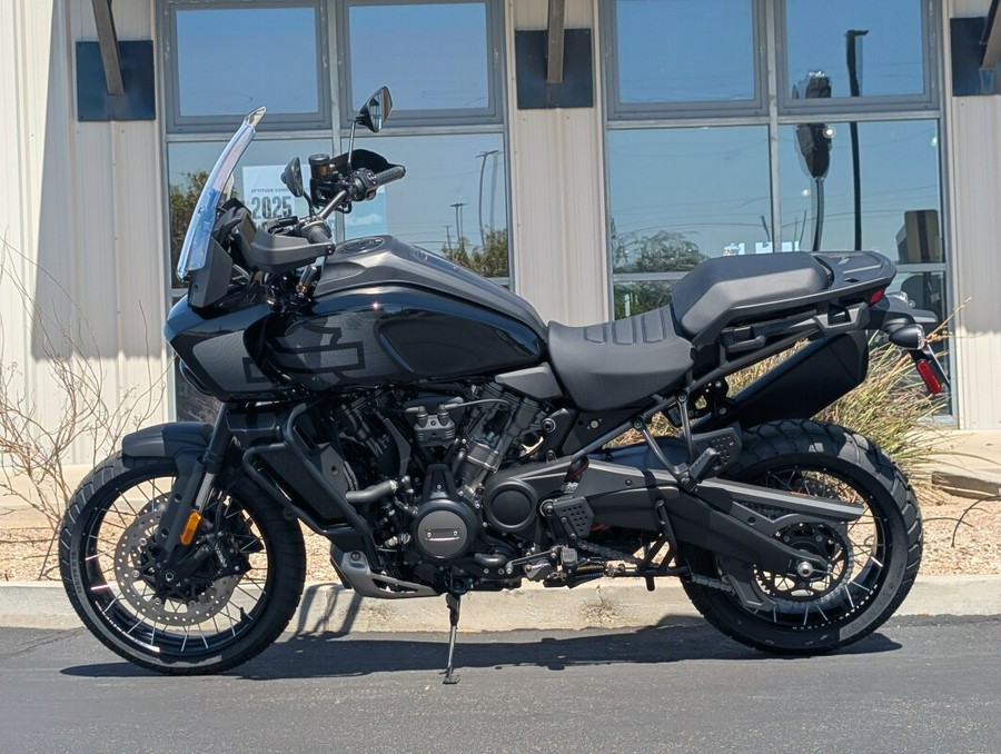 2025 Harley-Davidson® Pan America® 1250 Special