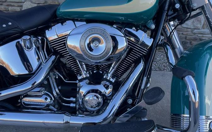 2009 Harley-Davidson® FLSTC - Heritage Softail®