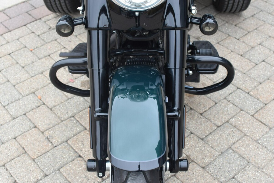 2024 Harley-Davidson Freewheeler