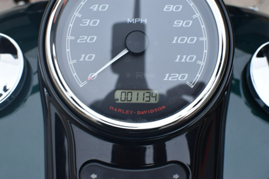 2024 Harley-Davidson Freewheeler