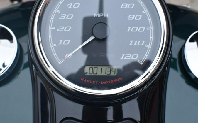 2024 Harley-Davidson Freewheeler