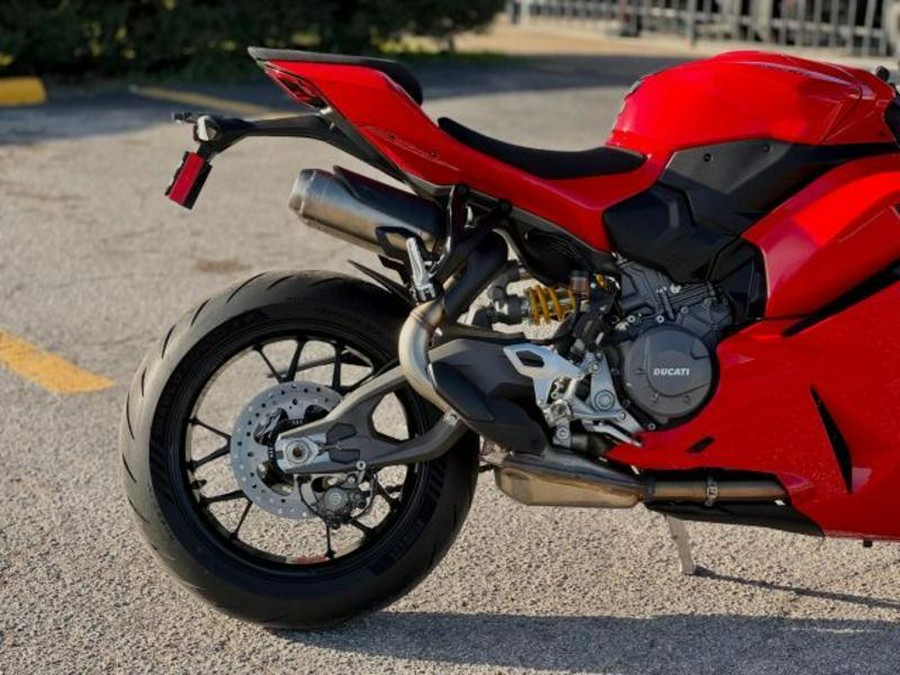 2025 Ducati Panigale V2