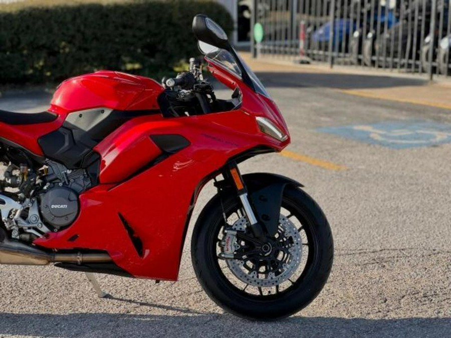 2025 Ducati Panigale V2