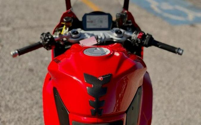 2025 Ducati Panigale V2
