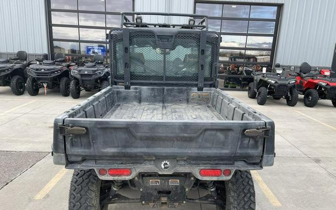 2022 Can-Am® Defender 6x6 Limited HD10