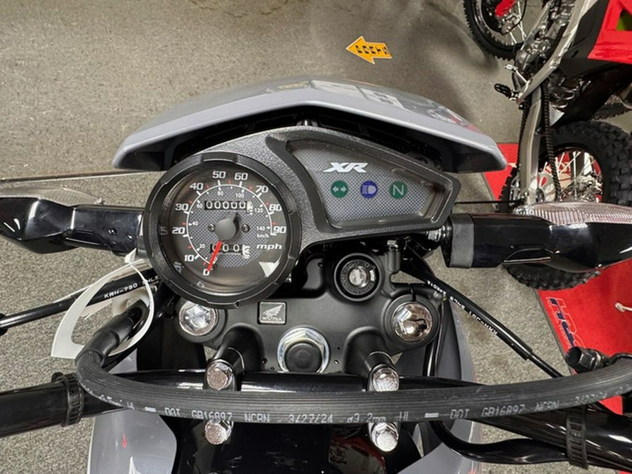 2025 Honda XR150L