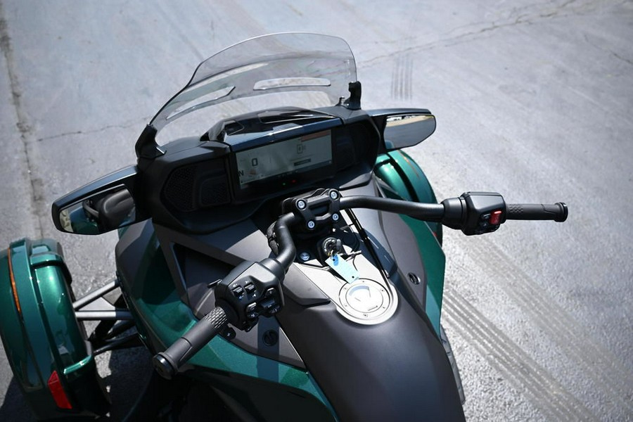 2025 Can-Am® Spyder F3 Limited Special Series Rotax 1330 ACE