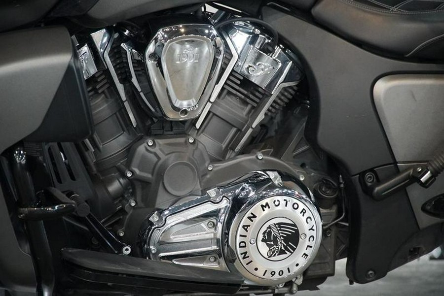 2023 Indian Motorcycle® Challenger® Titanium Smoke