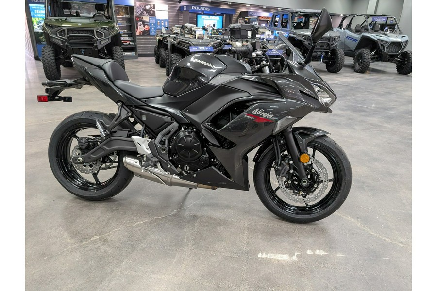 2026 Ninja® 650 - Kawasaki