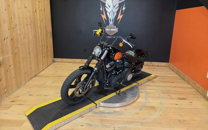 FXBBS 2021 Street Bob® 114
