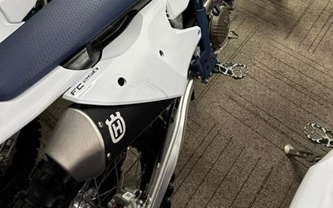 2025 Husqvarna FC 250