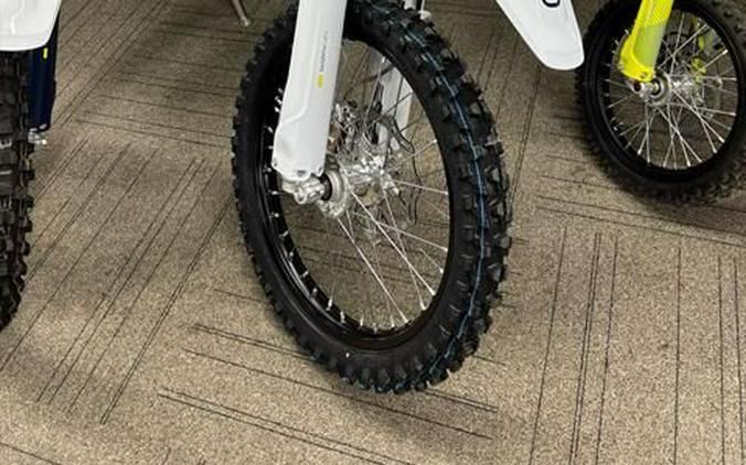 2025 Husqvarna FC 250