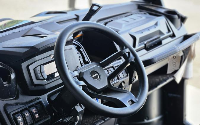 2026 Can-Am Defender PRO XT