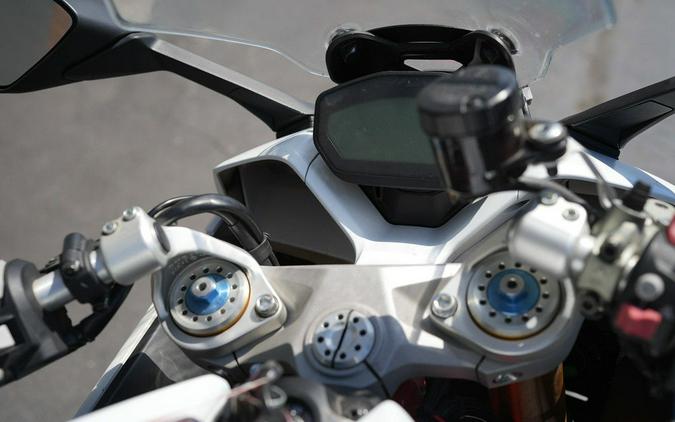 2018 Ducati SuperSport S White Silk