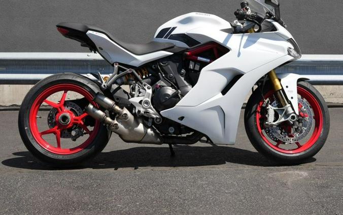 2018 Ducati SuperSport S White Silk