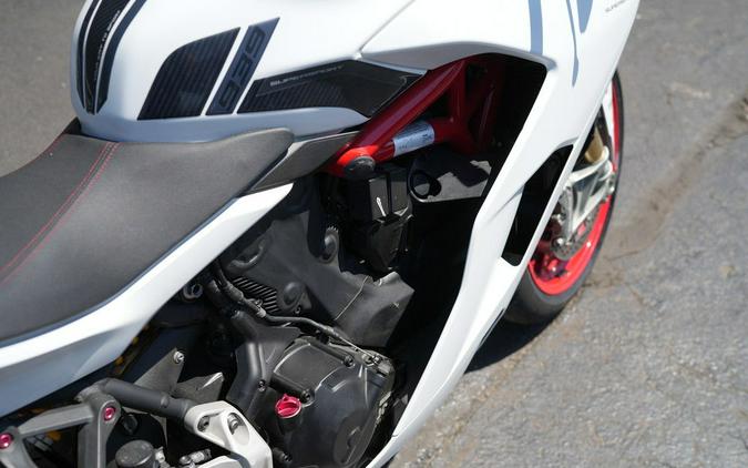 2018 Ducati SuperSport S White Silk