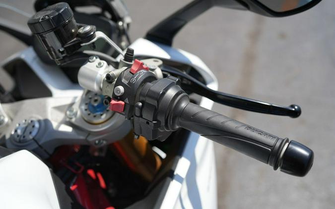 2018 Ducati SuperSport S White Silk