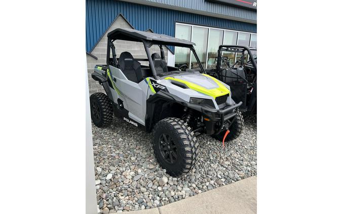 2024 Polaris Industries GENERAL® XP 1000 Sport