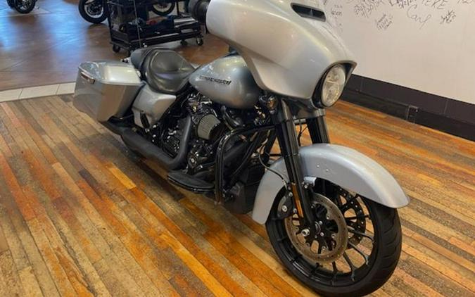 2019 Harley-Davidson® FLHXS - Street Glide® Special