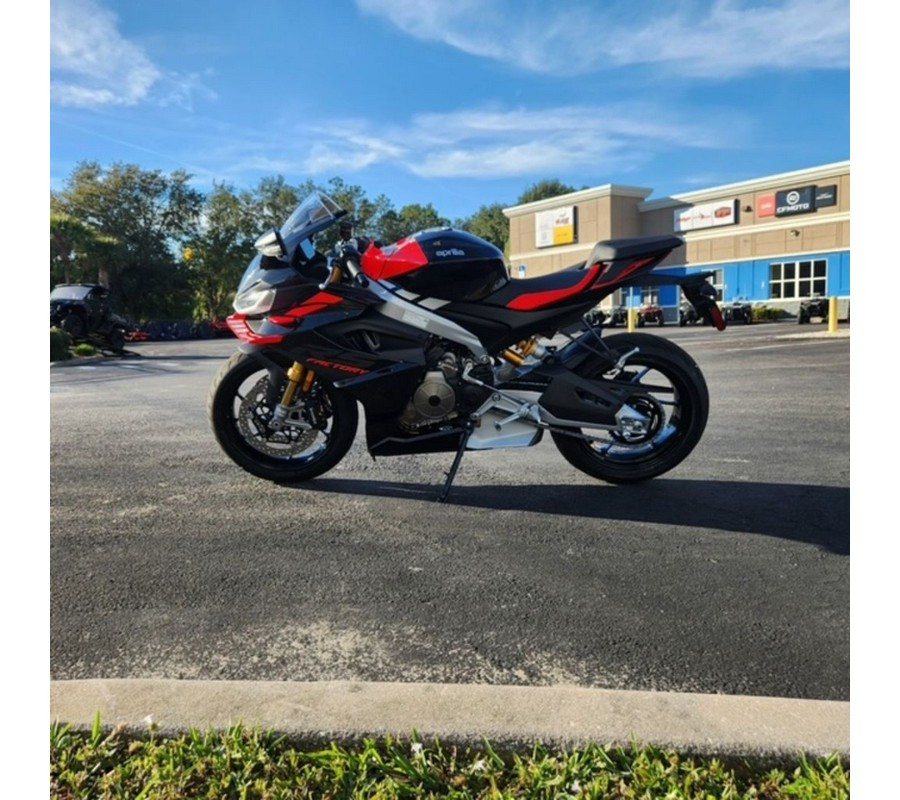 2026 Aprilia® RS 660 Factory - DARK BANSHEE