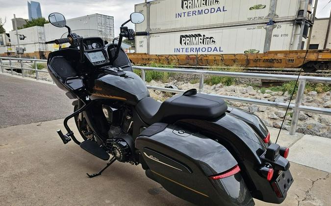 2026 Indian Motorcycle® Challenger 112 Dark Horse® with PowerBand Audio Package