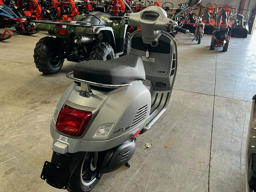 2024 Vespa GTS Super 300 Tech