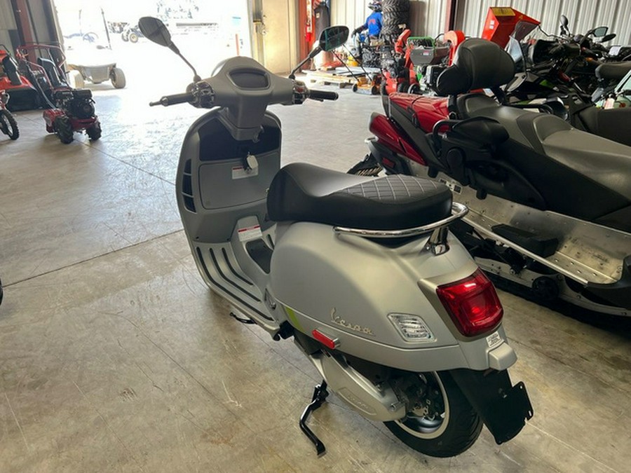2024 Vespa GTS Super 300 Tech