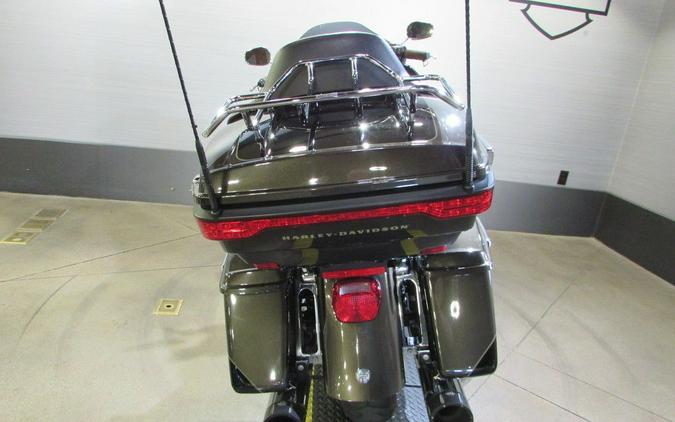 2020 Harley-Davidson® FLTRK - Road Glide® Limited