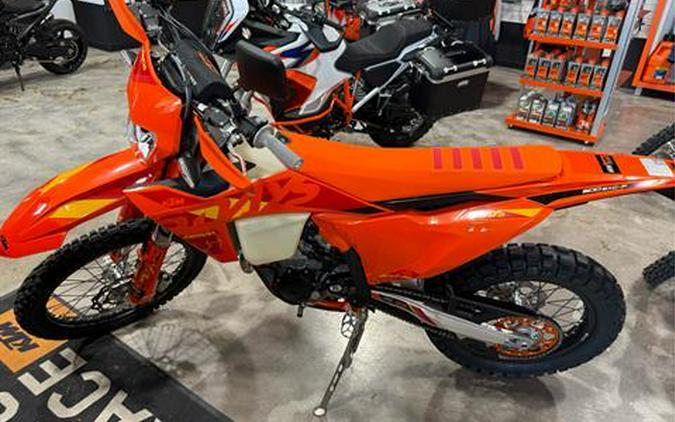2025 KTM 500 EXC-F Six Days