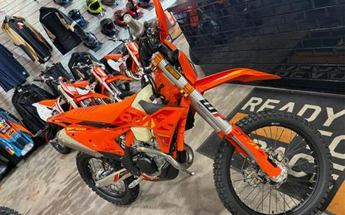2025 KTM 500 EXC-F Six Days