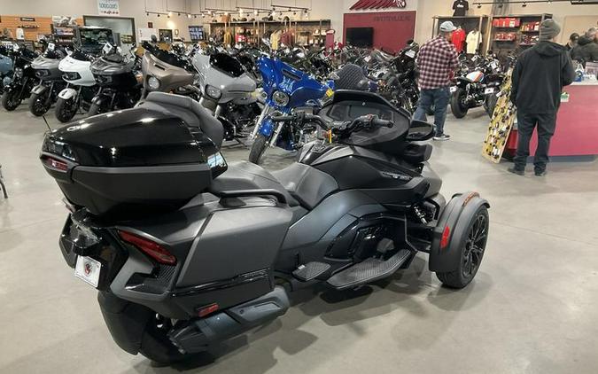2023 Can-Am® Spyder RT