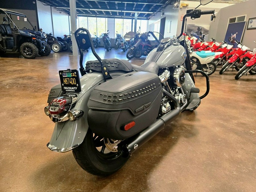 2026 Harley-Davidson Softail FLHC - Heritage Classic