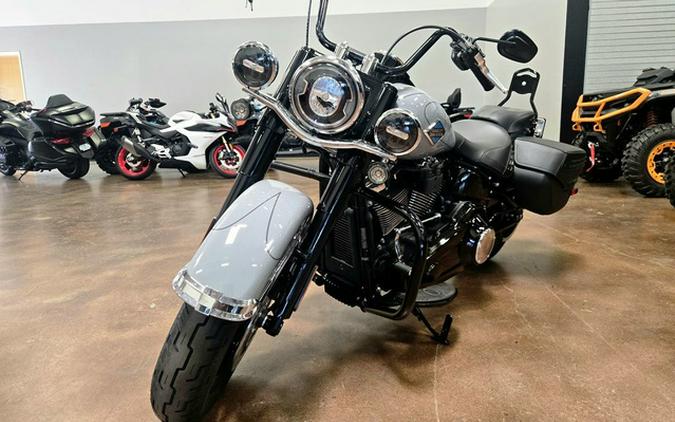 2026 Harley-Davidson Softail FLHC - Heritage Classic
