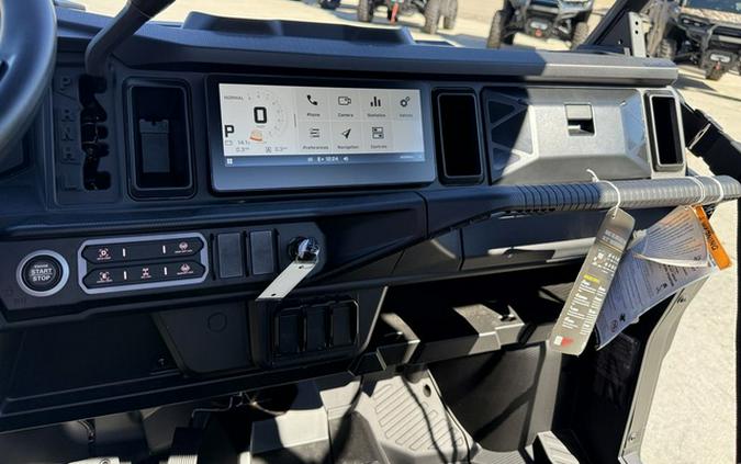 2026 Can-Am Defender XT HD11 With 10.25 In.Display