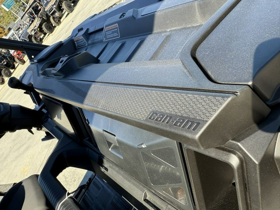 2026 Can-Am Defender XT HD11 With 10.25 In.Display