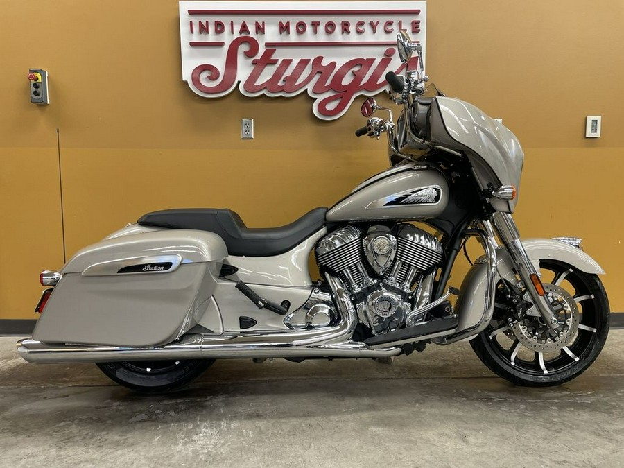 2022 Indian Motorcycle® Chieftain® Limited Silver Quartz Metallic