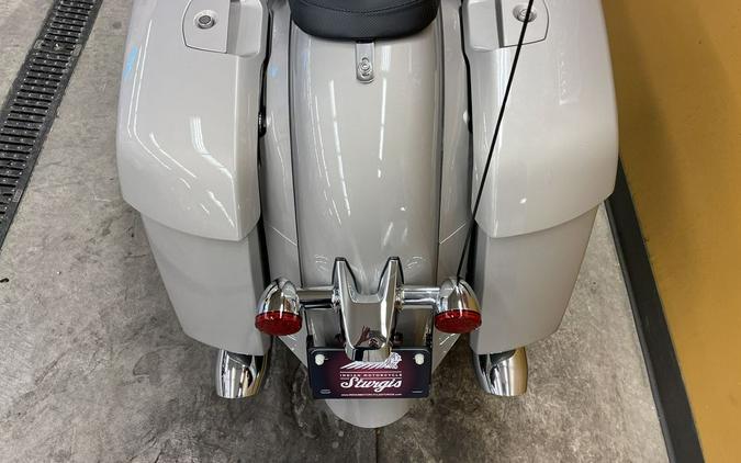 2022 Indian Motorcycle® Chieftain® Limited Silver Quartz Metallic