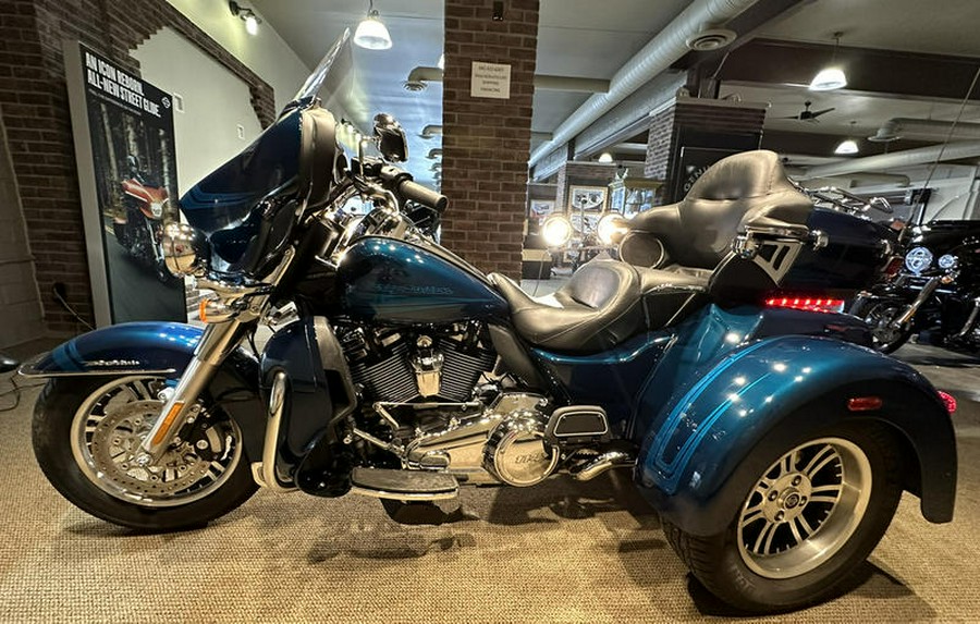 2020 Harley-Davidson® FLHTCUTG - Tri Glide® Ultra